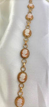 Load image into Gallery viewer, 7&quot; Cameo bracelet 14 KT yellow gold
