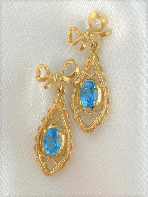 Blue Topaz 14 KT Yellow Gold Earring