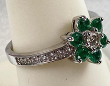 Load image into Gallery viewer, 14KT White Gold Emerald Flower Ring
