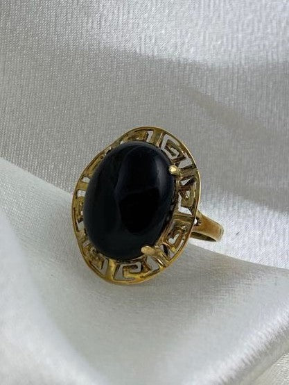 14KT Yellow Gold Black Agate Ring Size 7