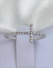 Load image into Gallery viewer, 14 KT White Gold Cross Ring Size 7
