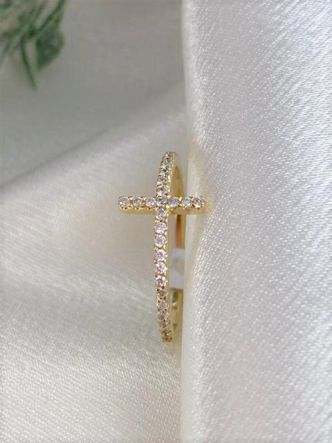 14 KT Yellow Gold Cross Ring Size 7